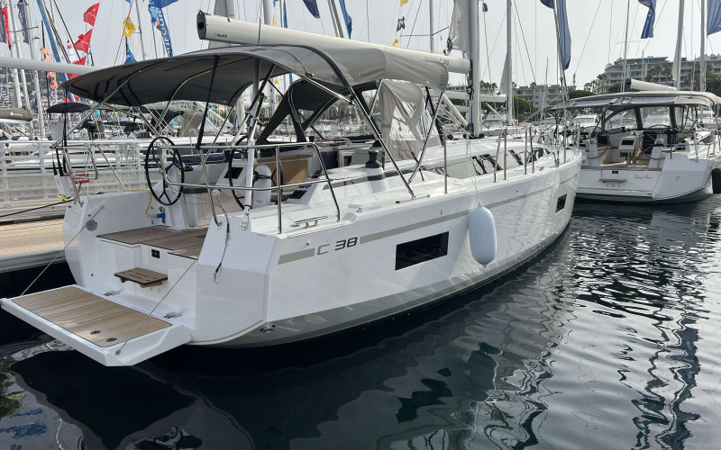Bavaria Cruiser 38 