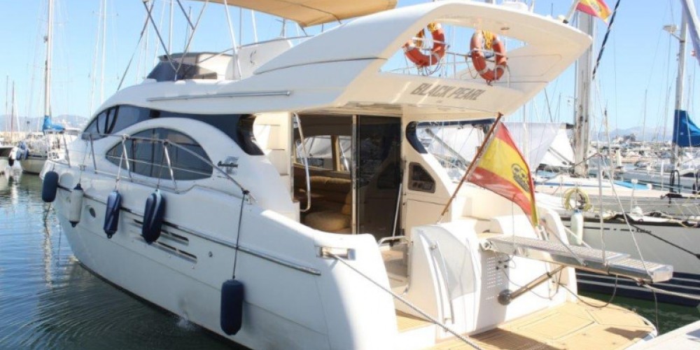 Azimut 46  Fly