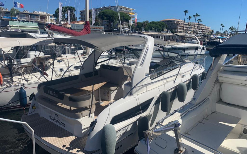 Bavaria Sport 300