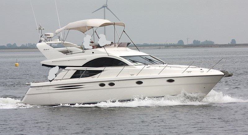 Fairline 46 Phantom Fly