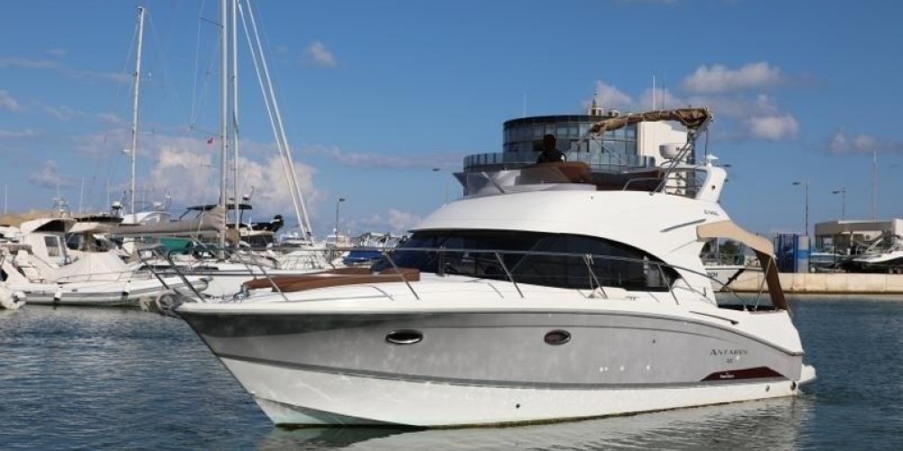 Beneteau Antares 36 Fly